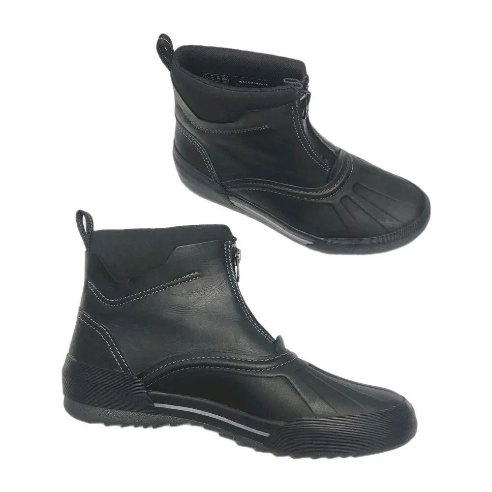 Clarks Collection Boots Black Waterproof Zip Women Sz 7.5 Duck Muck Ankle Flat